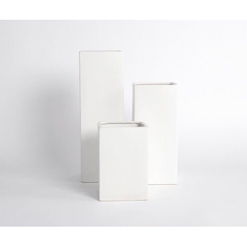 D&amp;M Vase H30 white matte A 30 cm